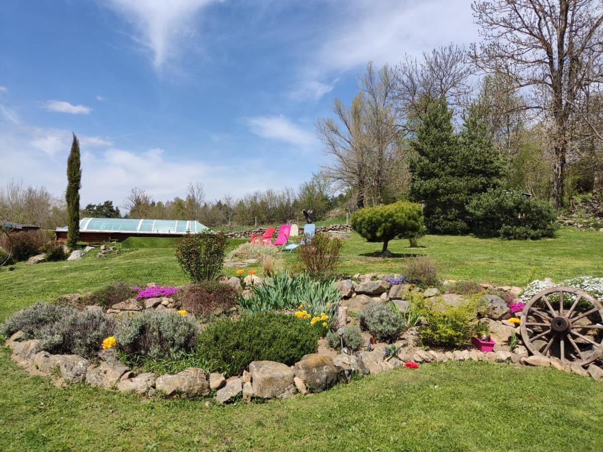 Bed and Breakfast La Chabanade Saint-Pierre-Eynac Exterior foto