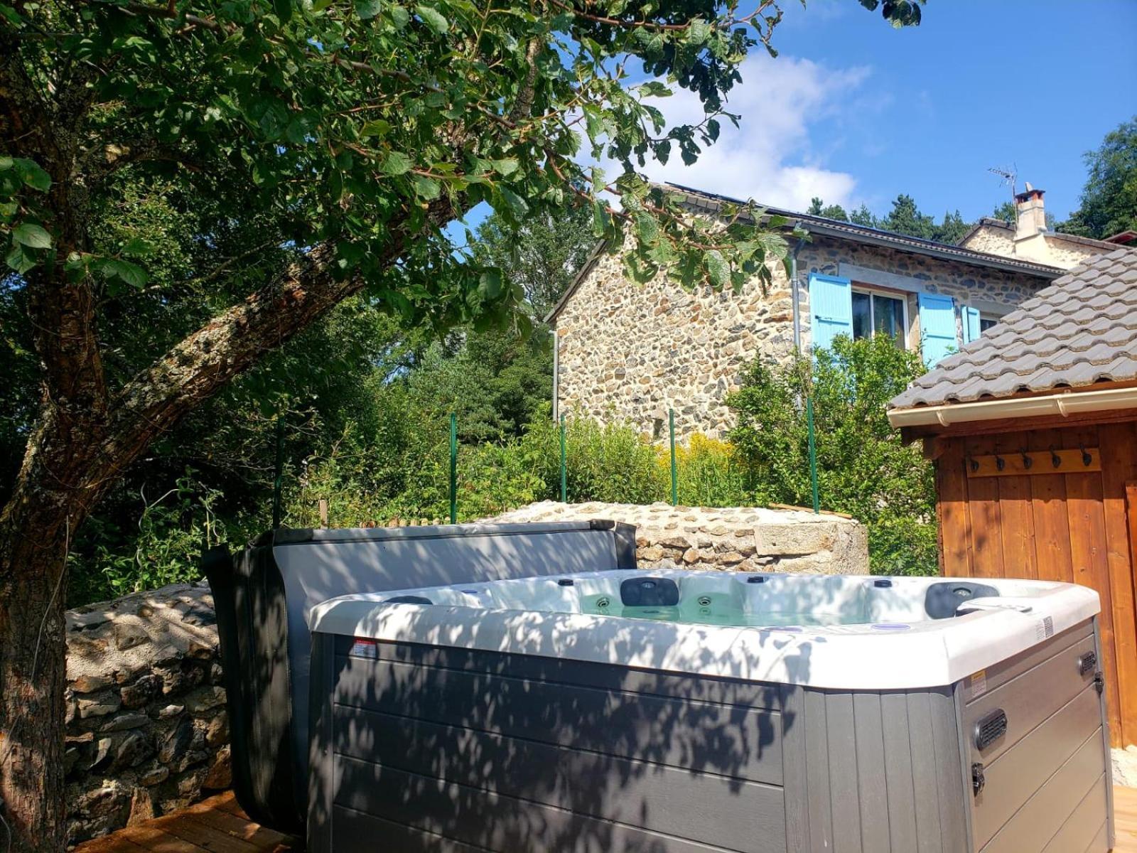 Bed and Breakfast La Chabanade Saint-Pierre-Eynac Exterior foto